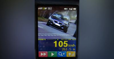 48-latek jechał 105 km/h w terenie zabudowanym